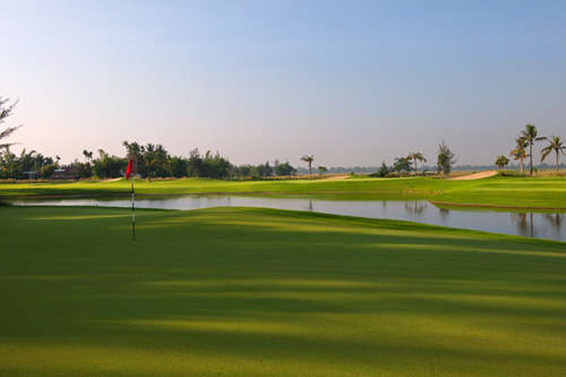 CLB Golf Montgomerie Links Vietnam