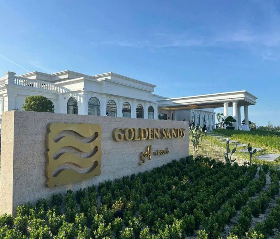 Golden Sands Golf Resort