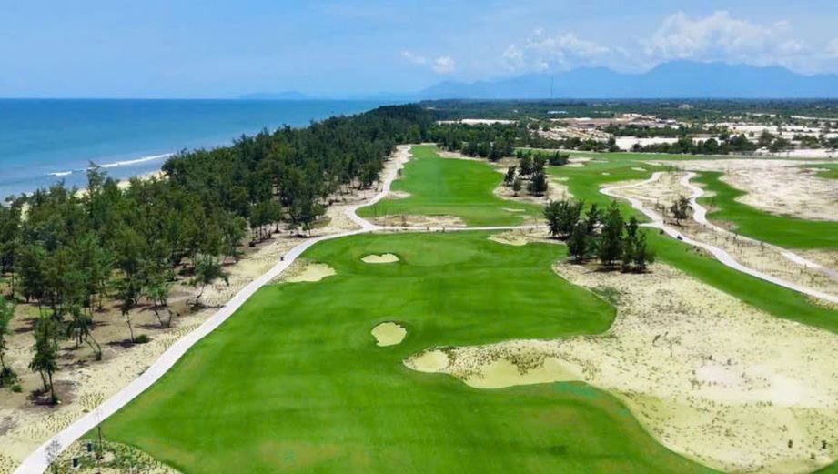 Golden Sands Golf Resort